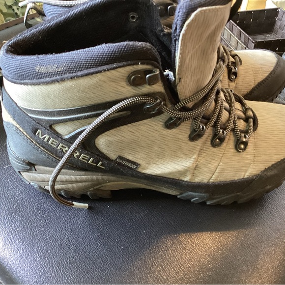 Merrell Aluminum Hiking Boots - Picture 5 of 6
